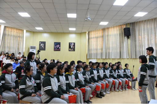 1575506986324860.png 珍爱生命 健康成长——武汉开发区一中道德讲堂活动纪实1273.png