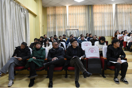 1575507250499869.png 珍爱生命 健康成长——武汉开发区一中道德讲堂活动纪实239.png